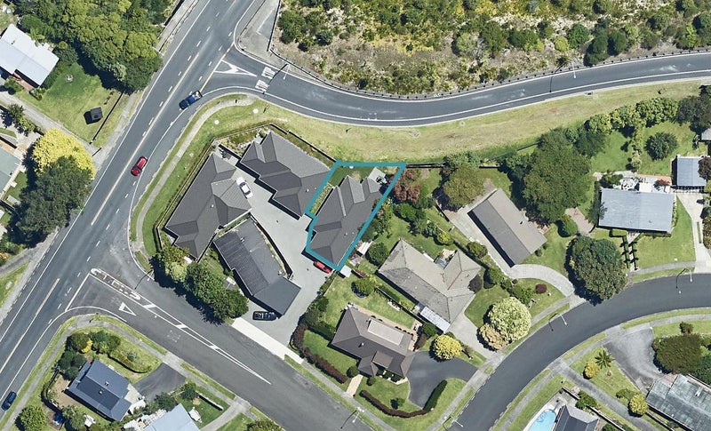 5A Westminster Drive, Bethlehem, Tauranga - Carousel 1
