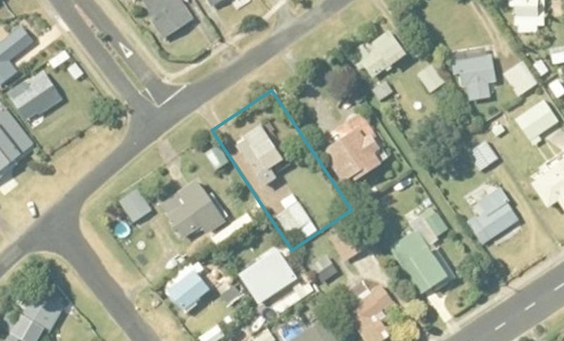 45 Hornsea Road, Tairua, Tairua - Carousel 1
