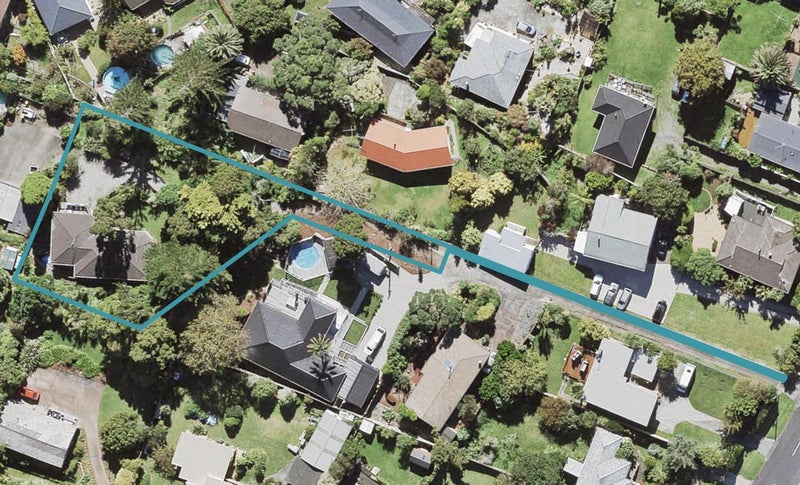 29B South Lynn Road, Titirangi, Auckland - Carousel 1