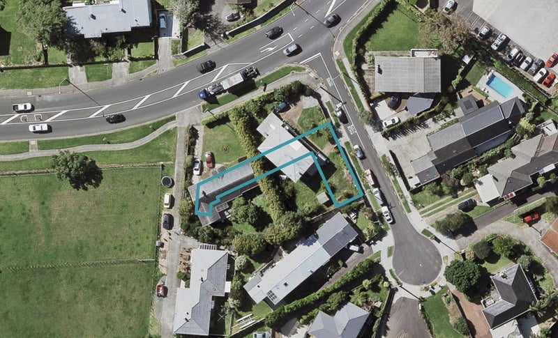 1A Colenso Place, Mission Bay, Auckland - Carousel 1