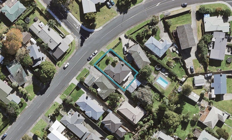 59 Moore Street, Hillcrest, Auckland - Carousel 1