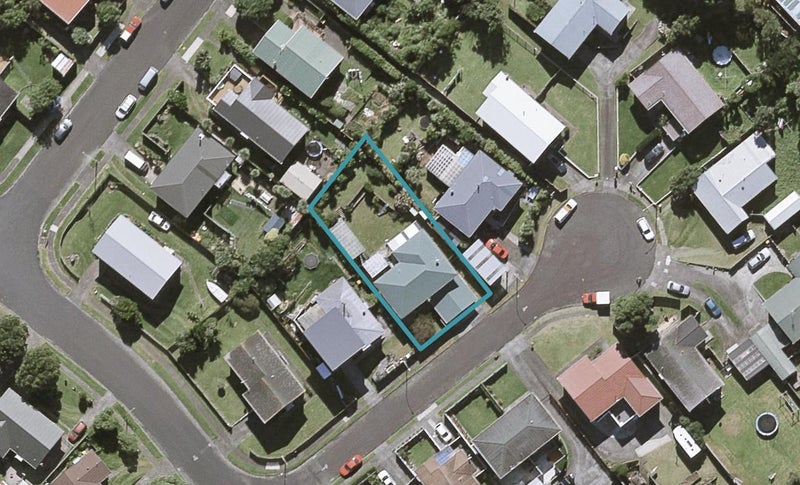 5 Pomare Place, Spotswood, New Plymouth - Carousel 1