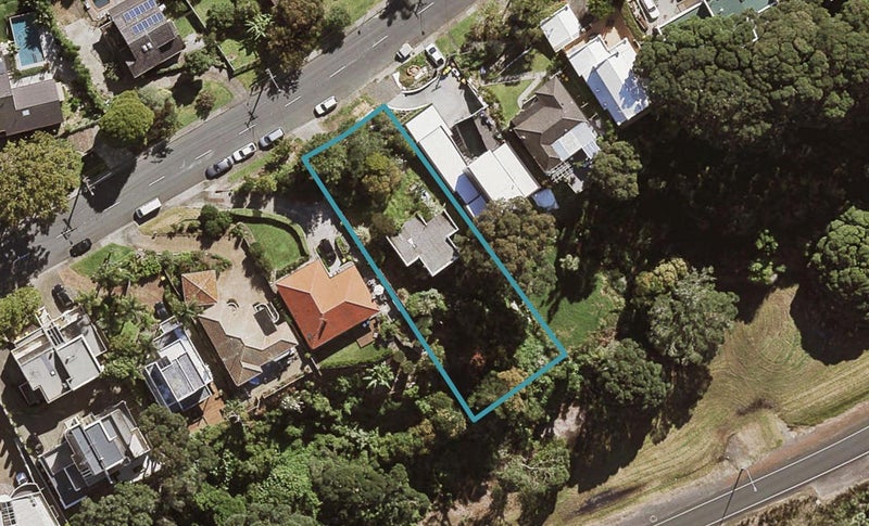 43 Sylvan Avenue, Northcote, Auckland - Carousel 1