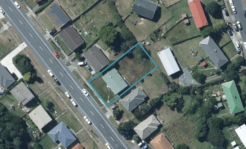 165 Champion Street, Cannons Creek, Porirua - Carousel 1