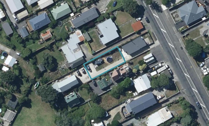 42A Main Road, Tītahi Bay, Porirua - Carousel 1