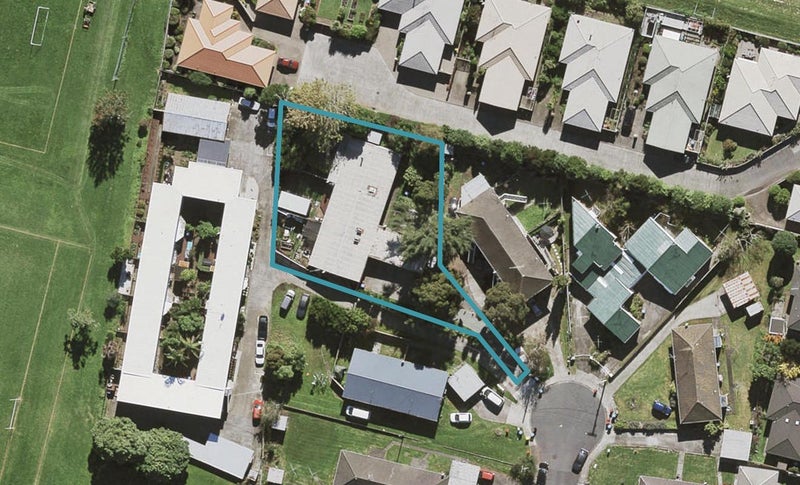 2/44 Korma Road, Royal Oak, Auckland - Carousel 1