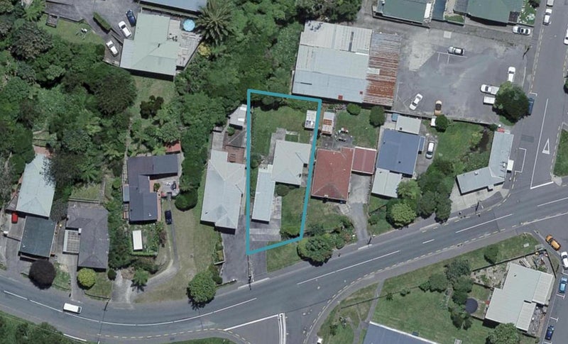 72 Broderick Road, Johnsonville, Wellington - Carousel 1