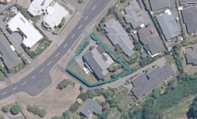 69 Harvey Street, Waipahihi, Taupo - Carousel 1