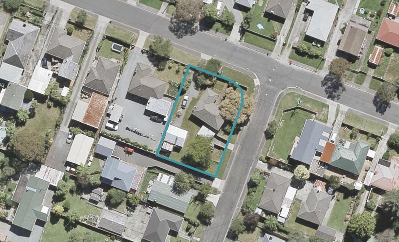 38 Gillespies Road, Birchville, Upper Hutt - Carousel 1