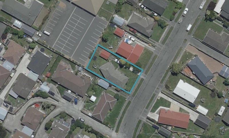 7 Ian Place, Bishopdale, Christchurch - Carousel 1