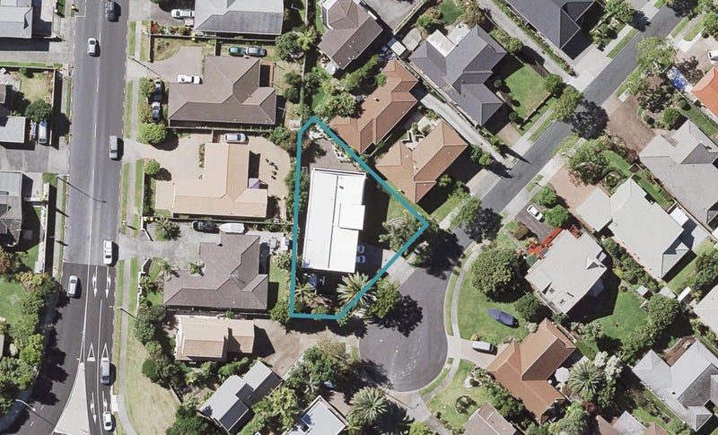 11 Perendale Close, Somerville, Manukau - Carousel 1