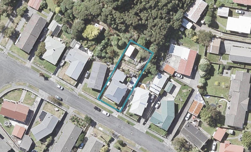 12 Kaponga Street, Wainuiomata, Lower Hutt - Carousel 1