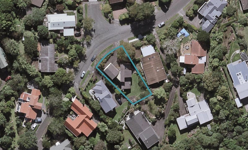 17 Sequoia Grove, Merrilands, New Plymouth - Carousel 1