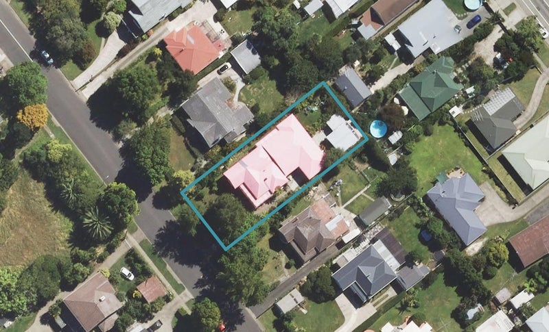 85 Stout Street, Whataupoko, Gisborne - Carousel 1