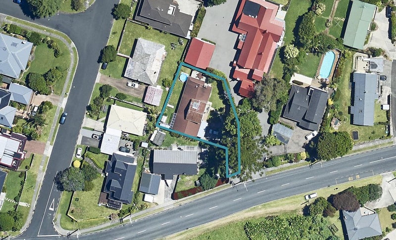 169 Grange Road, Otumoetai, Tauranga - Carousel 1