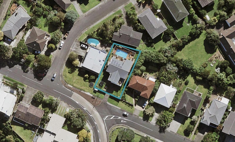 122 Exmouth Road, Northcote, Auckland - Carousel 1