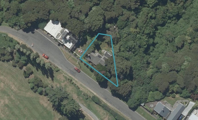 136 Cannington Road, Maori Hill, Dunedin - Carousel 1