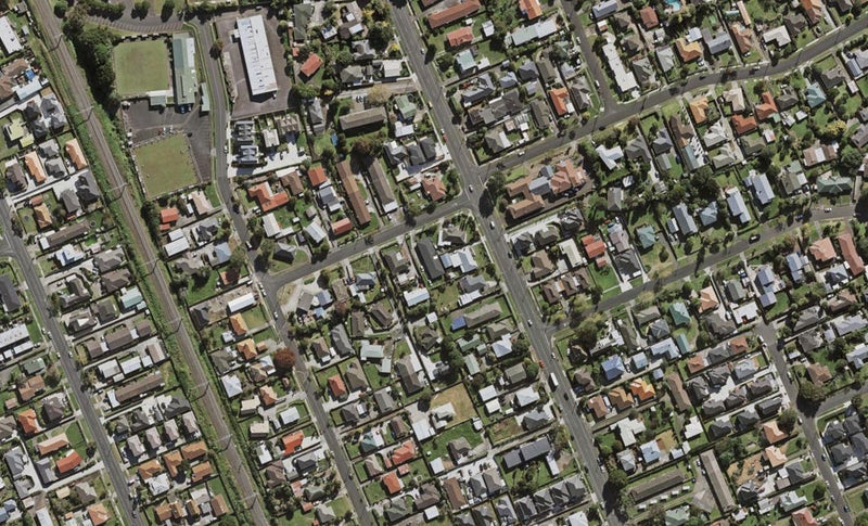 2/4 Evelyn Street, Papatoetoe, Auckland - Carousel 1