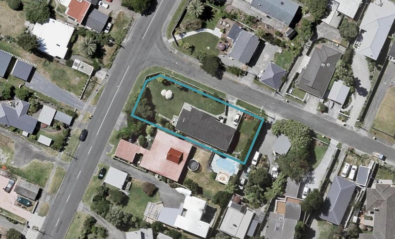 60 Manly Street, Paraparaumu Beach, Paraparaumu - Carousel 1