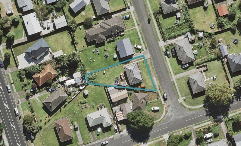 4 Mariner Street, Mangere, Auckland - Carousel 1