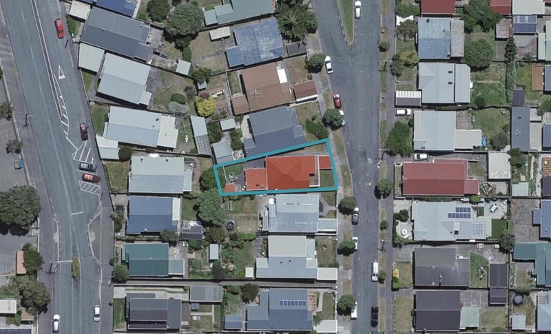 37 Palm Avenue, Lyall Bay, Wellington - Carousel 1