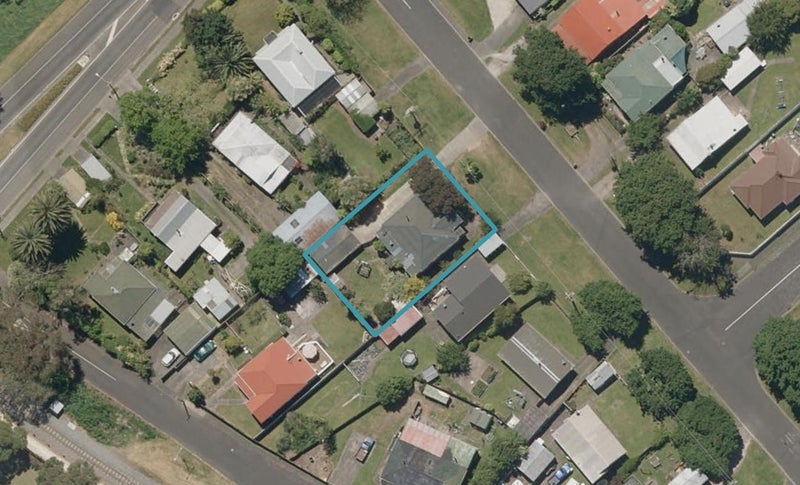 4 Te Mawae Street, Whanganui East, Whanganui - Carousel 1