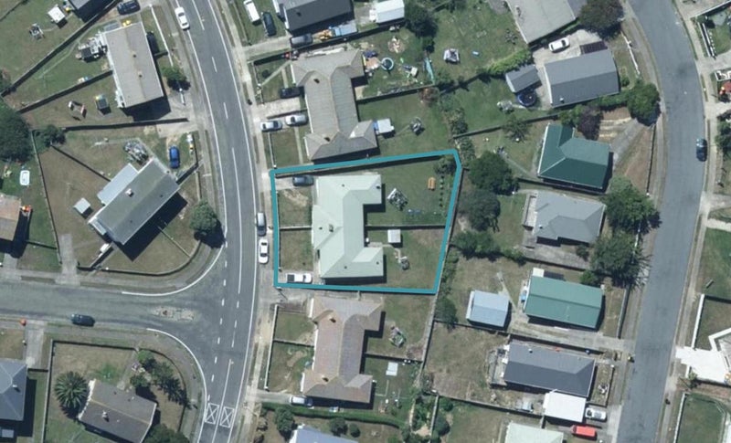 68 Corinna Street, Waitangirua, Porirua - Carousel 1