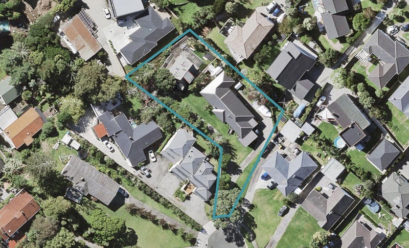 1/13 Pine Terrace, Howick, Auckland - Carousel 1