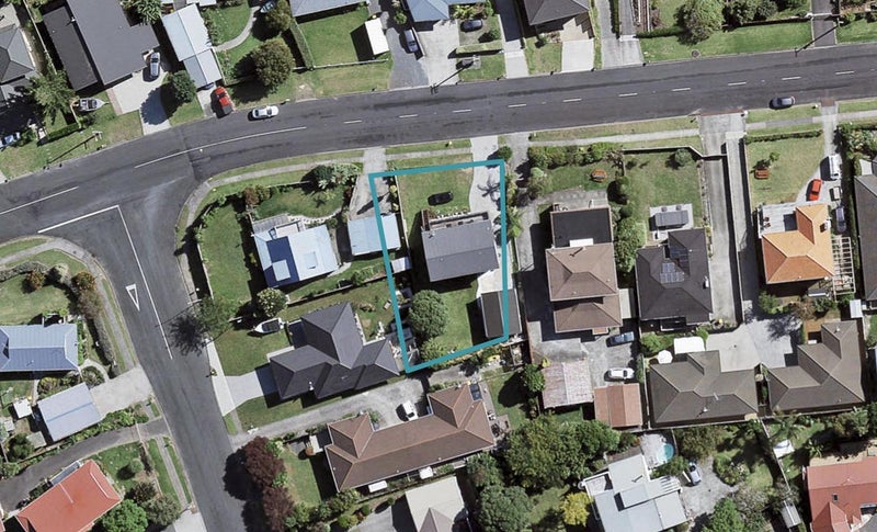 54 Torkar Road, Clarks Beach, Clarks Beach - Carousel 1