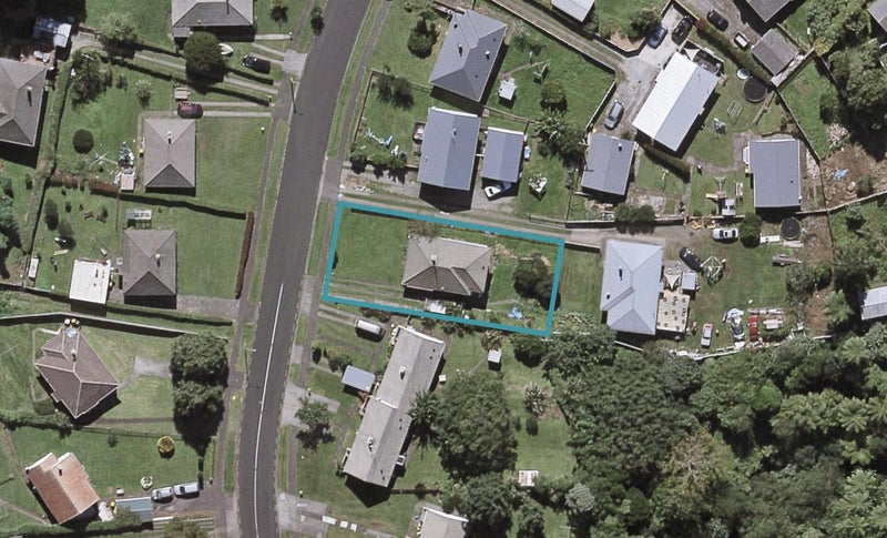 53 Glenpark Avenue, Frankleigh Park, New Plymouth - Carousel 1