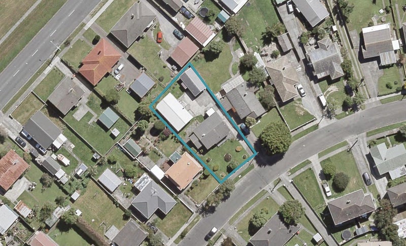 65 Compton Crescent, Taita, Lower Hutt - Carousel 1