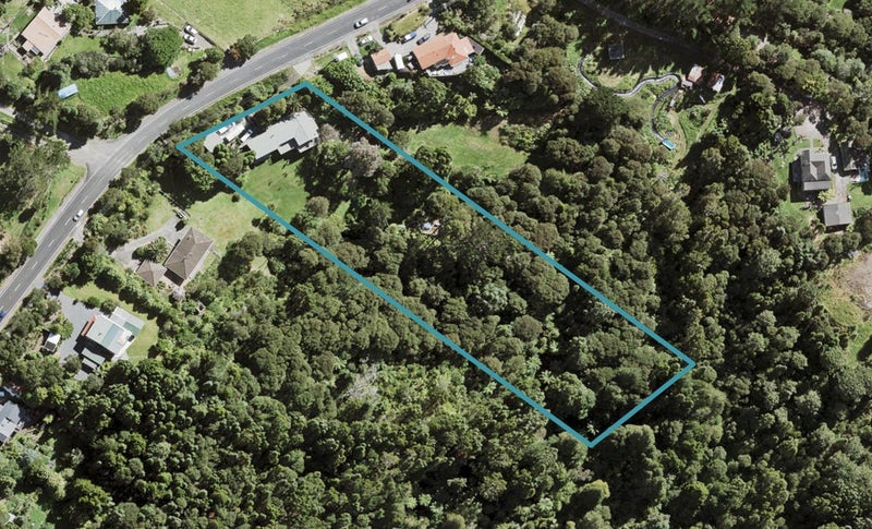 190 Forest Hill Road, Waiatarua, Auckland - Carousel 1