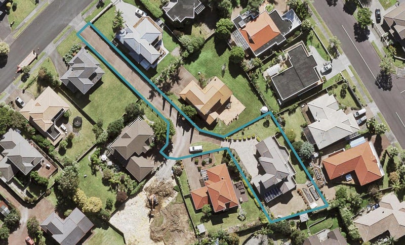 66A Lagoon Way, West Harbour, Auckland - Carousel 1