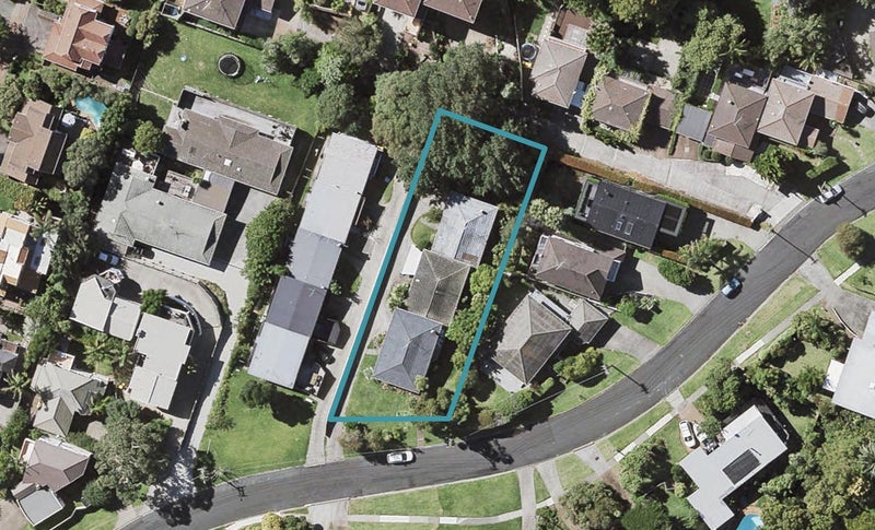 1/22 Penning Road, Castor Bay, Auckland - Carousel 1