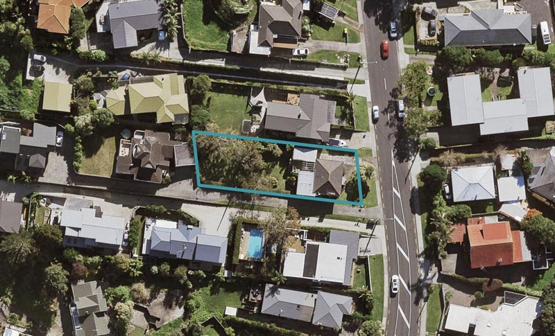 58 Sylvan Avenue, Northcote, Auckland - Carousel 1