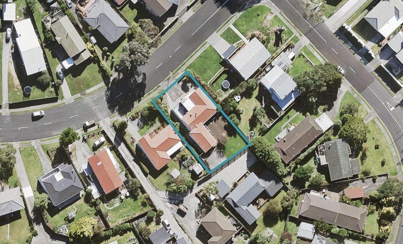 63 Athenic Avenue, Lynfield, Auckland - Carousel 1