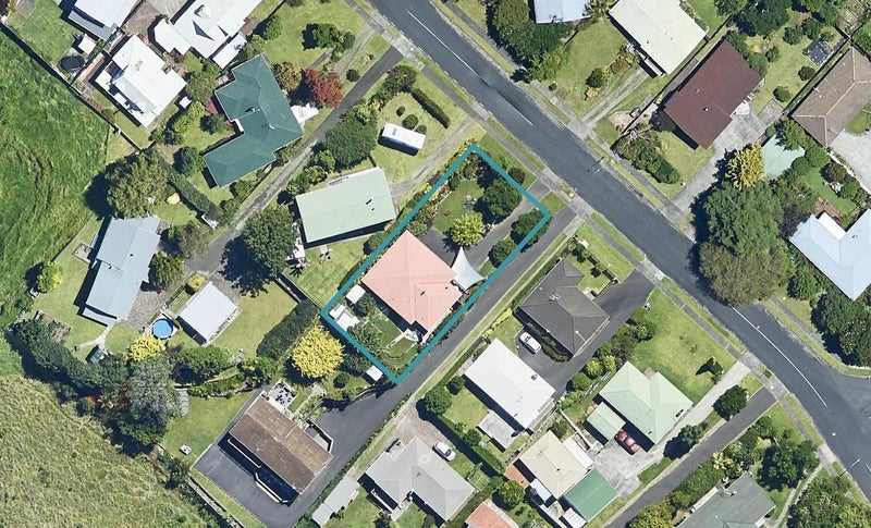 44 The Drive, Brookfield, Tauranga - Carousel 1
