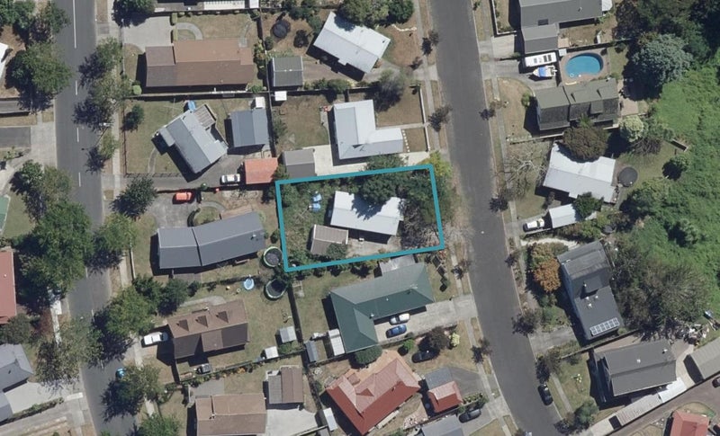 10 McKain Place, Fitzroy, Hamilton - Carousel 1