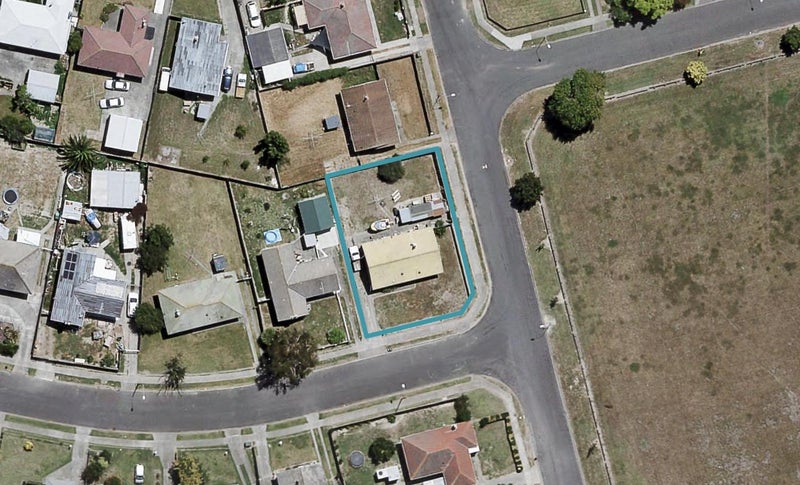 33 Curling Crescent, Onekawa, Napier - Carousel 1