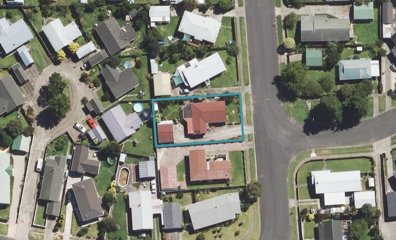 7 Campion Road, Riverdale, Gisborne - Carousel 1