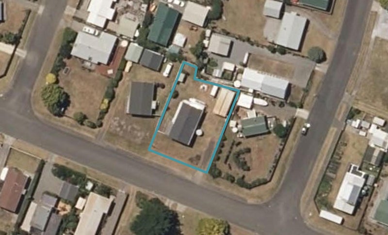 14 Hydrabad Drive, Waitarere Beach, Levin - Carousel 1