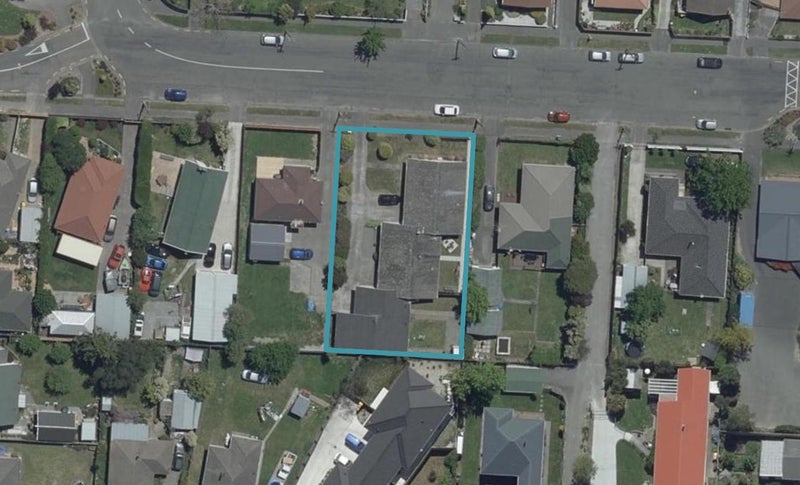 1/11 Tuckers Road, Redwood, Christchurch - Carousel 1