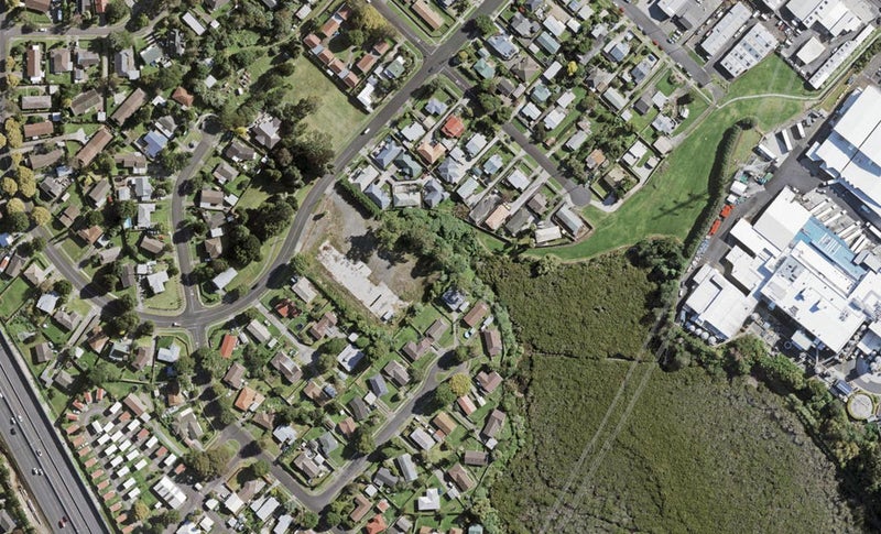 87E Kindergarten Drive, Conifer Grove, Takanini - Carousel 1