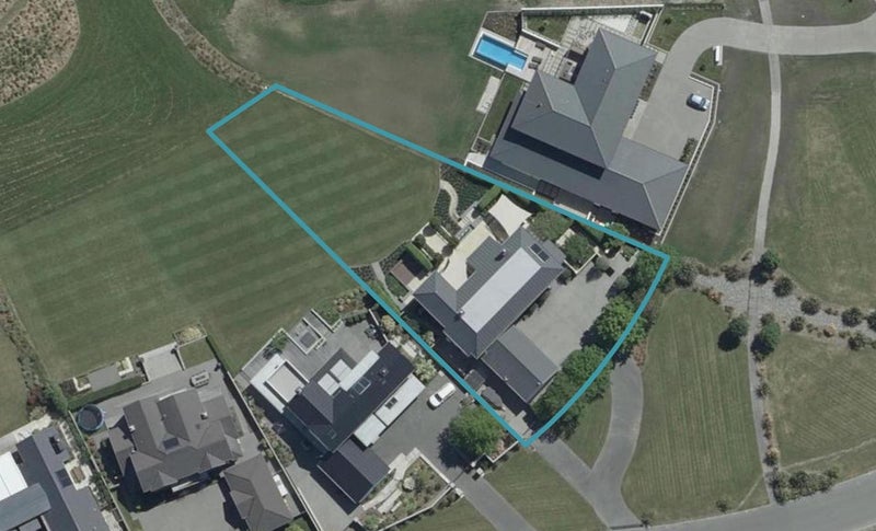 2 East Stream Lane, Northwood, Christchurch - Carousel 1