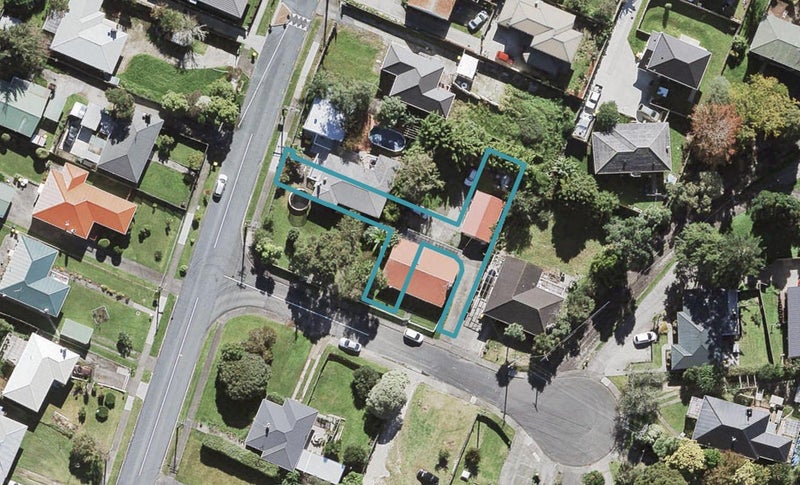 2D Alston Avenue, Kelston, Auckland - Carousel 1
