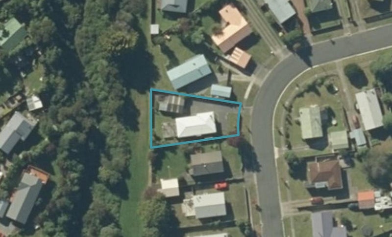 16 Runuku Grove, Tūrangi - Carousel 1