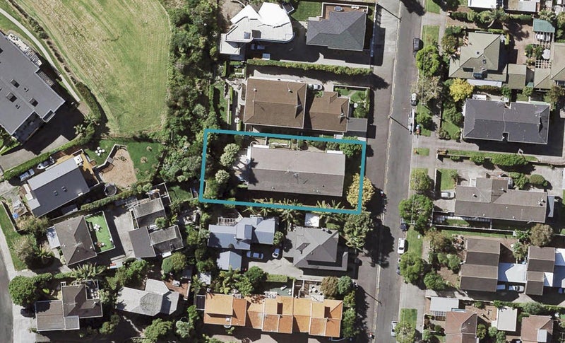 2/41 Atkin Avenue, Mission Bay, Auckland - Carousel 1