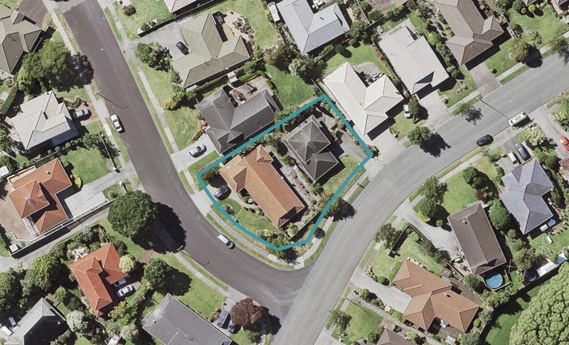 2/1 Mission View Drive, Northpark, Auckland - Carousel 1