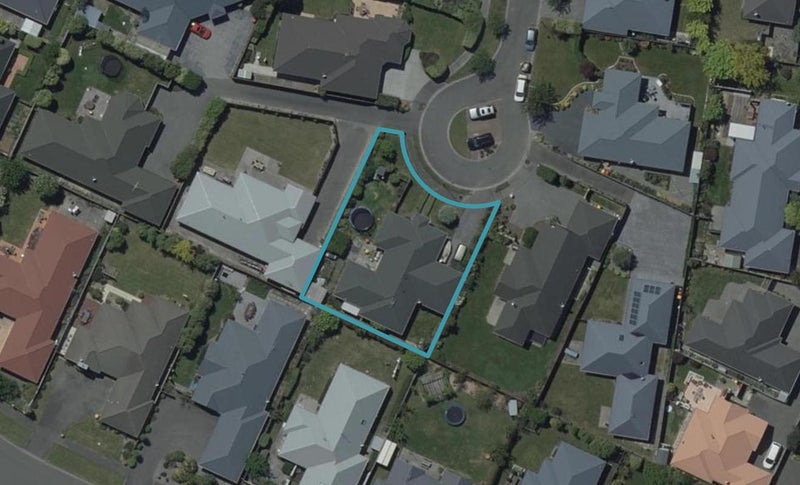 9 Antonia Place, Aidanfield, Christchurch - Carousel 1