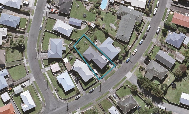 31 Rosendale Avenue, Spotswood, New Plymouth - Carousel 1